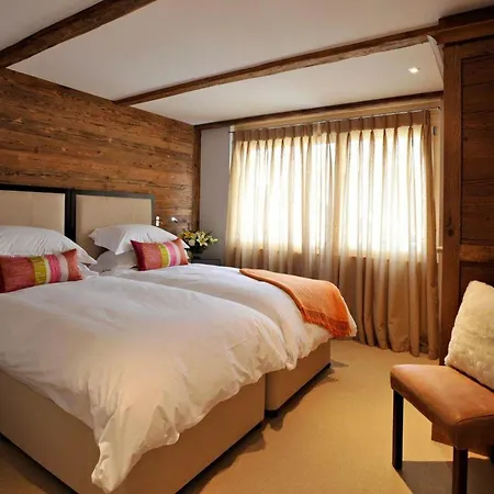 Panorama Chalet Stunning Glacial Views And Majestic Dom Peaks